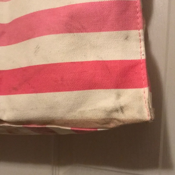 Victoria Secret Beach bag  Limited Time offer ! Get me FREE with another item!! - Picture 6 of 8